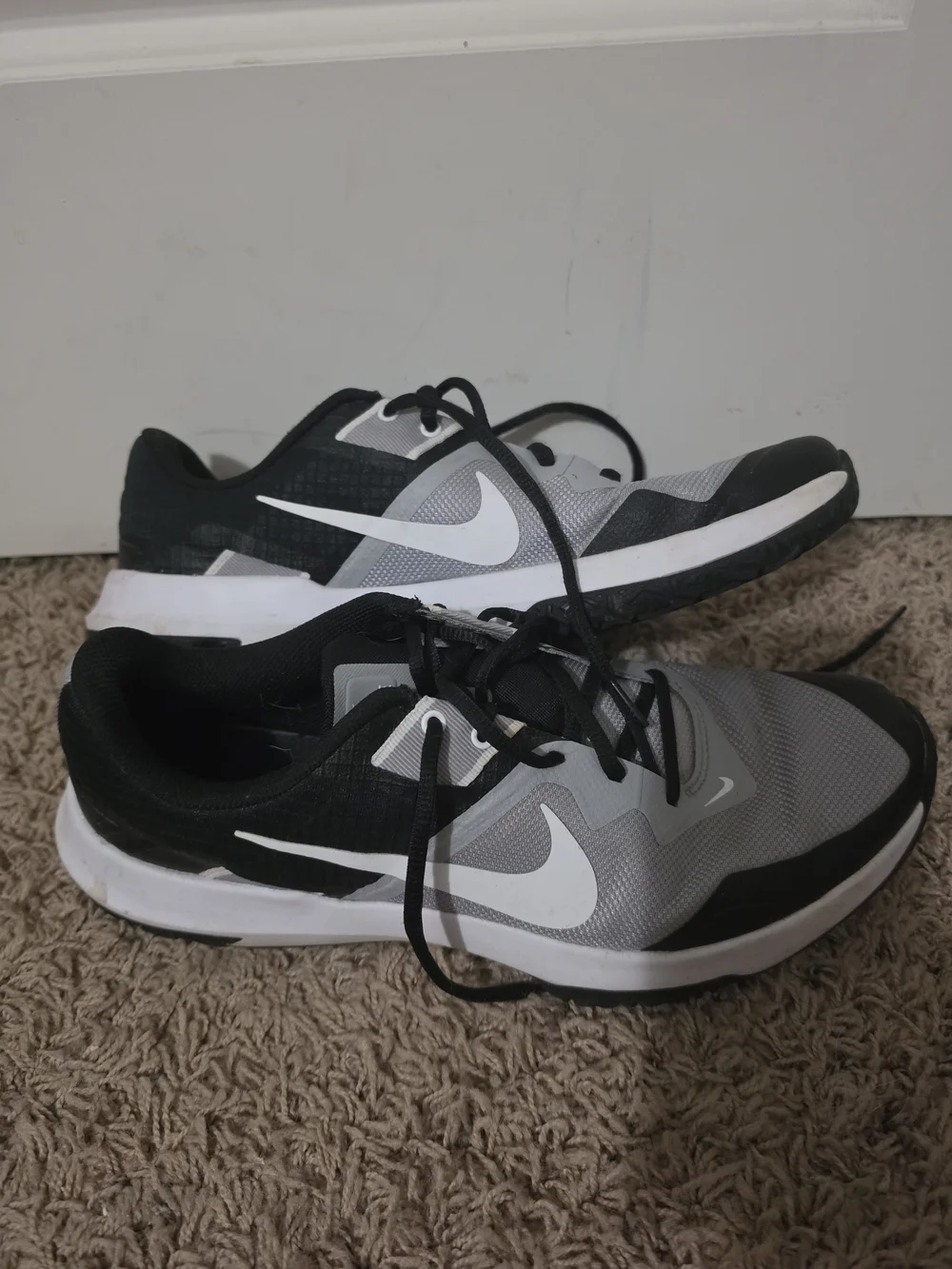 Nike Men's Black and Grey TR3